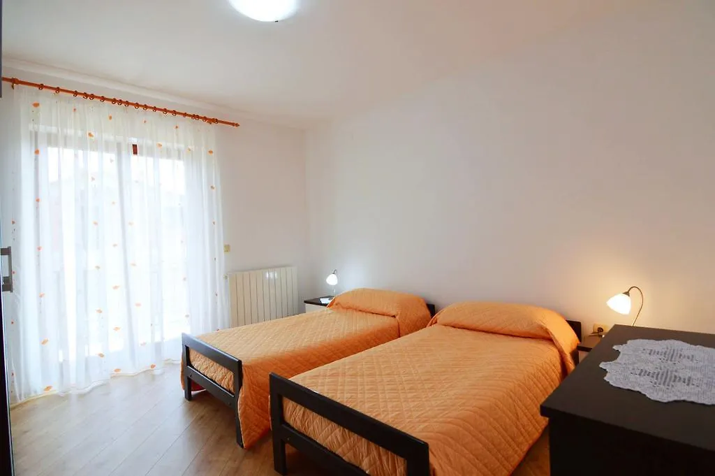 Garden Apartment Maria Vrsar 0*,  Croatia