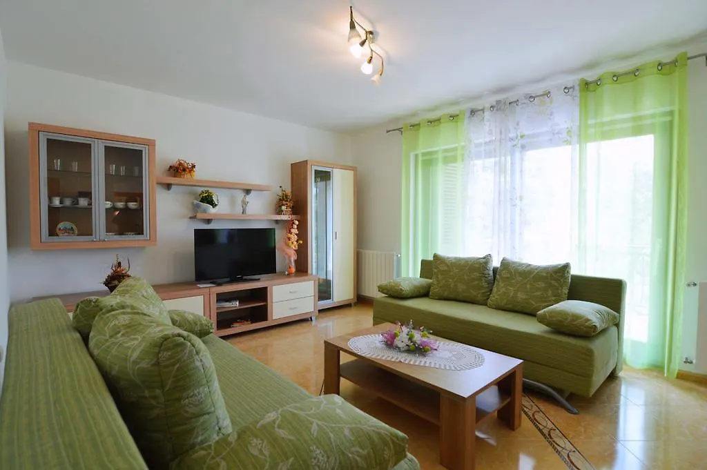 Garden Apartment Maria Vrsar 0*,  Kroatien